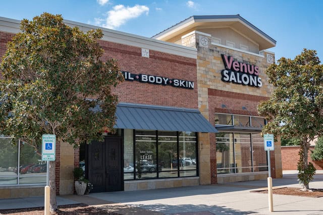 Venus Salon Suites Frisco Celebrates First Year Under Current Ownership