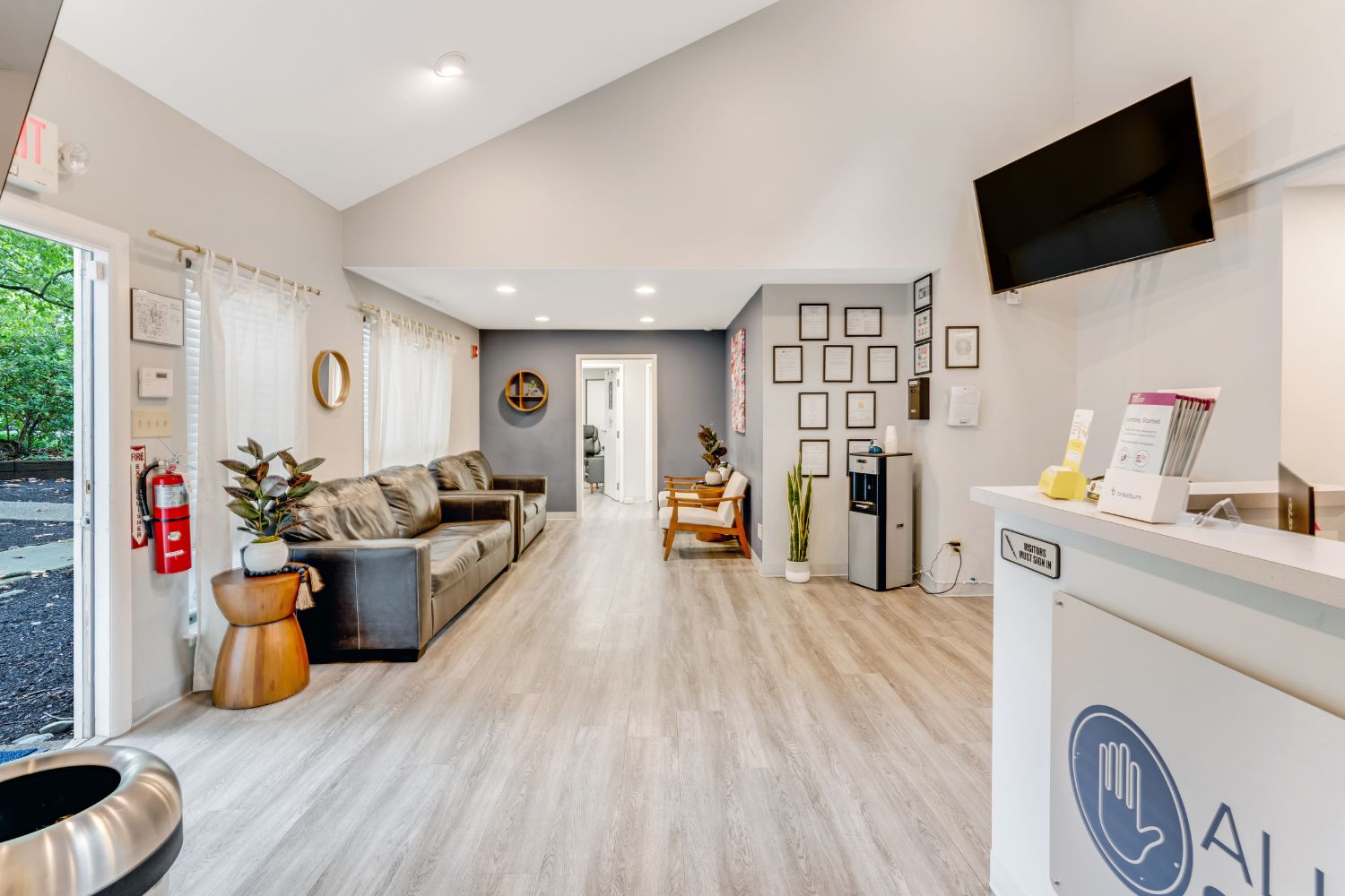 AISOL CH LLC Strengthens Alumni Support Network with New Coordinator Role